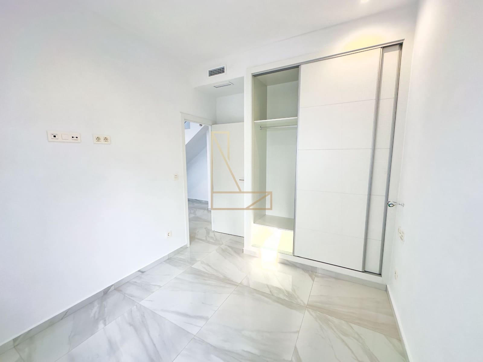 3 chambre Villa/Maison à vendre à Polop avec piscine garage - 449 000 € (Ref: 9246303)