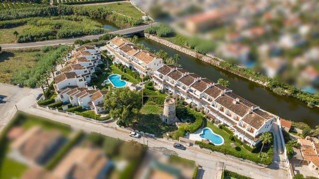 2 bedroom Townhouse for sale in Dénia with pool garage - € 315,000 (Ref: 9246304)