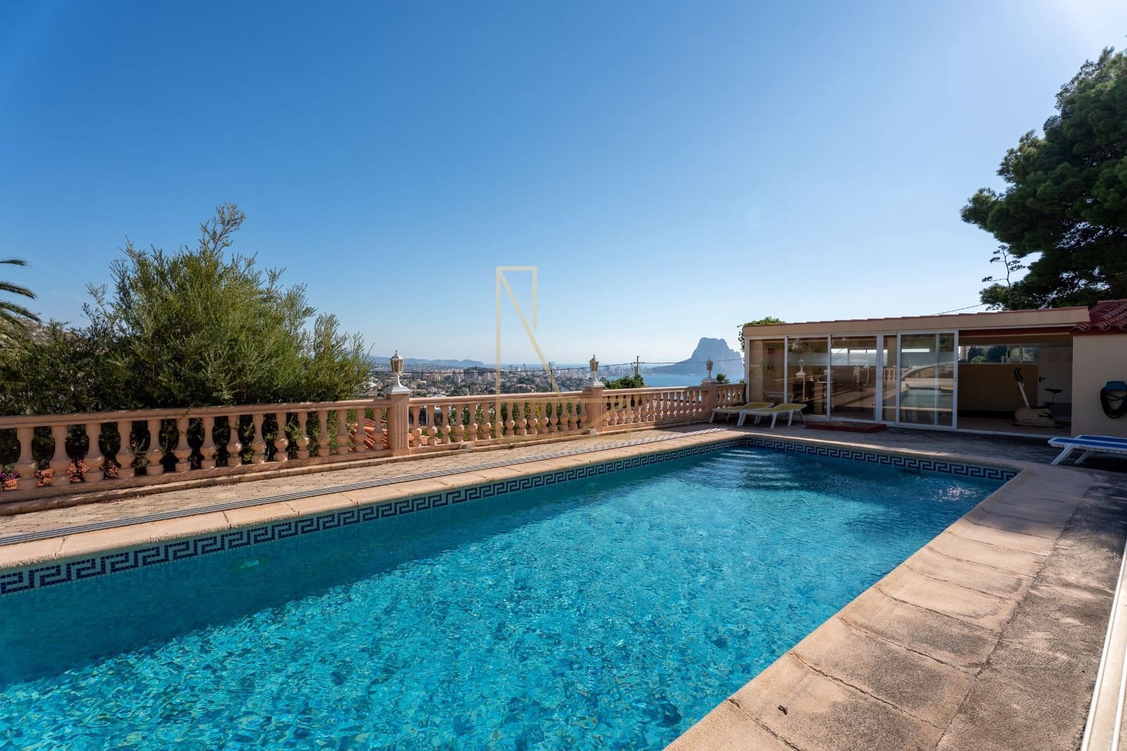 3 Zimmer Villa zu verkaufen in Calpe / Calp mit Pool Garage - 520.000 € (Ref: 9294154)