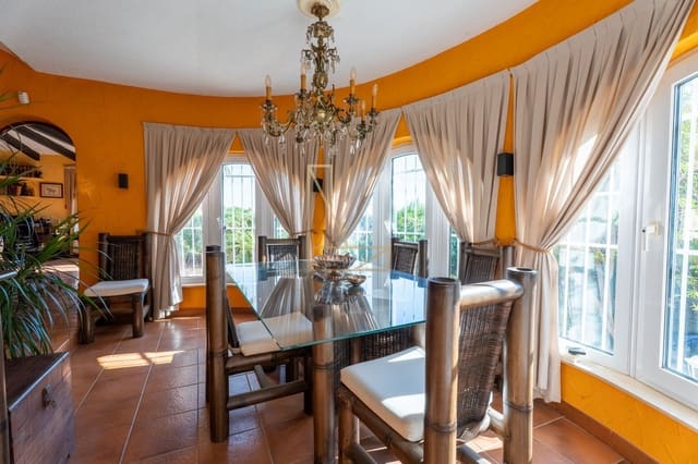 3 Zimmer Villa zu verkaufen in Calpe / Calp mit Pool Garage - 520.000 € (Ref: 9294154)