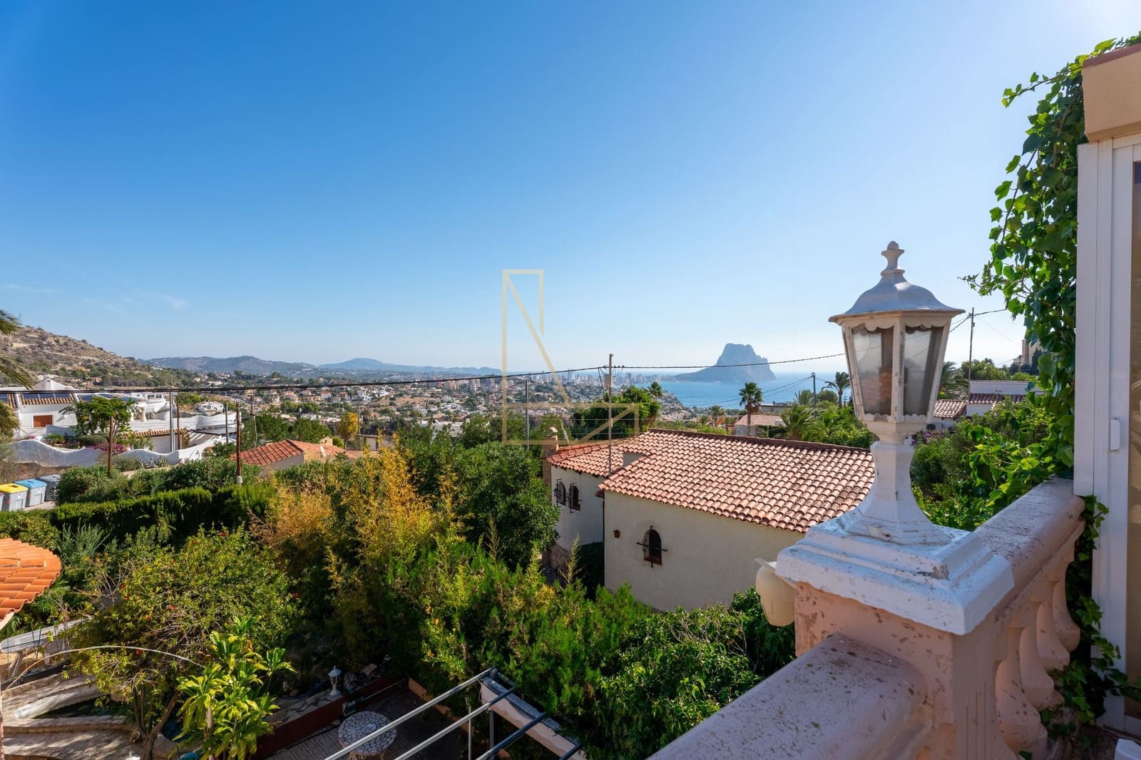 3 Zimmer Villa zu verkaufen in Calpe / Calp mit Pool Garage - 520.000 € (Ref: 9294154)