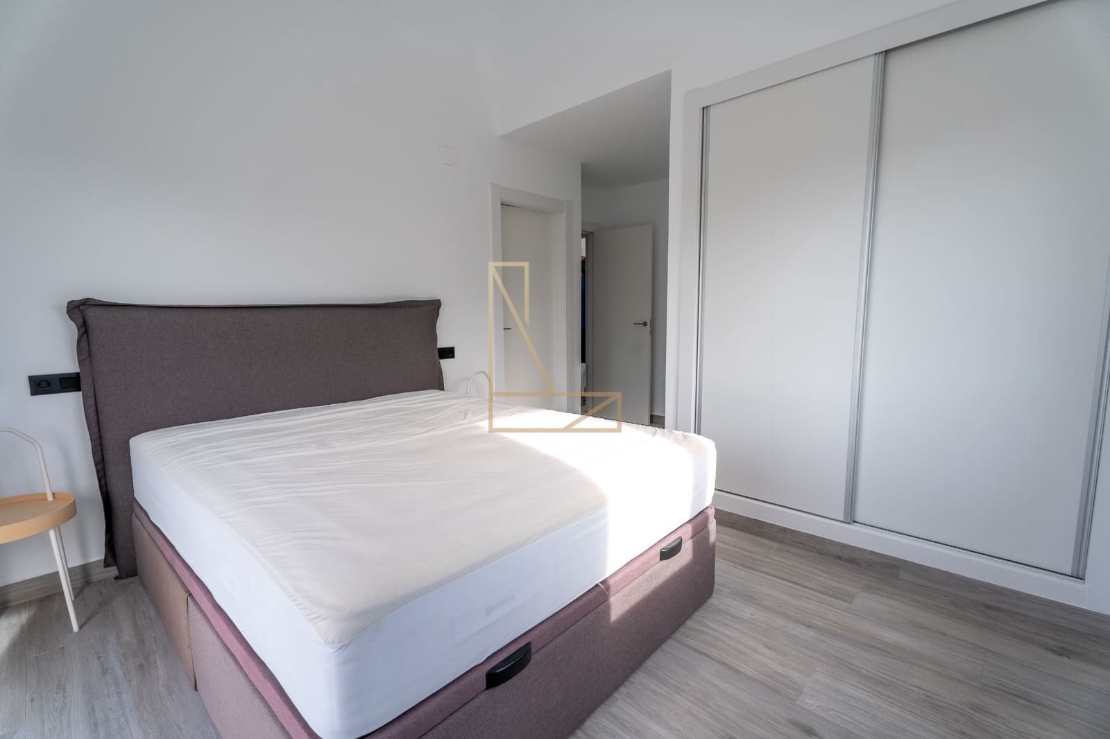 4 makuuhuone Huvila myytävänä paikassa Alfaz del Pi / L'Alfas del Pi mukana uima-altaan 
autotalli - 1 195 000 € (Ref: 9343164)