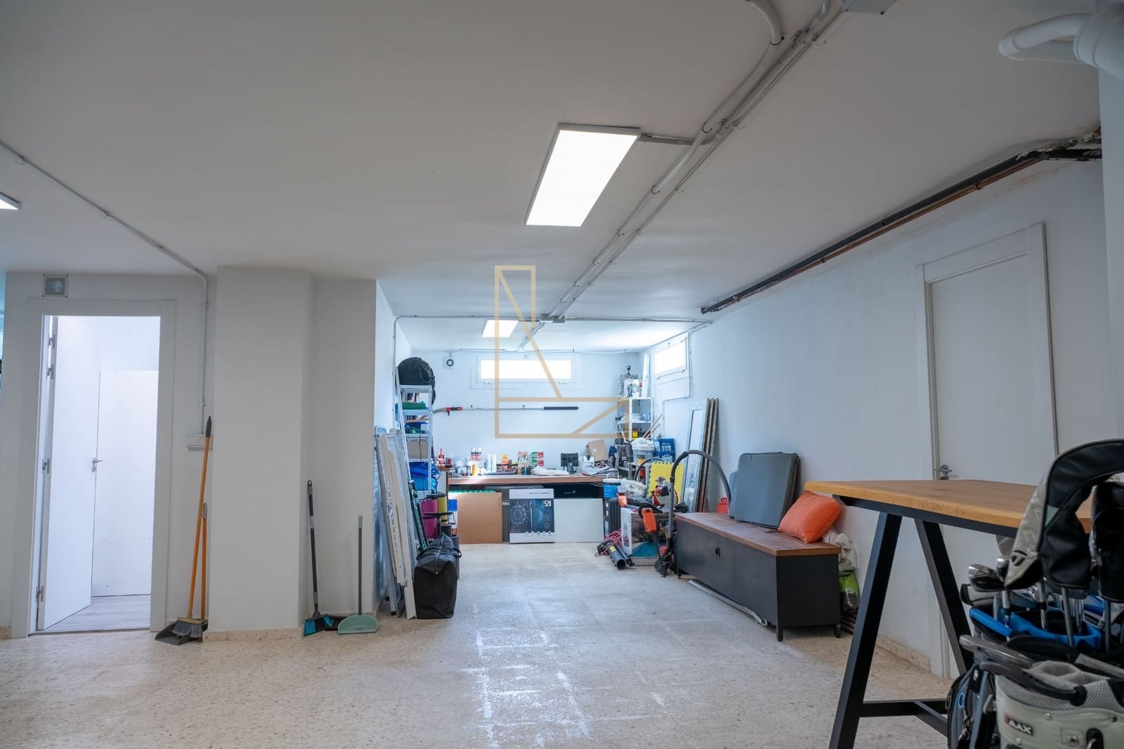 4 makuuhuone Huvila myytävänä paikassa Alfaz del Pi / L'Alfas del Pi mukana uima-altaan 
autotalli - 1 195 000 € (Ref: 9343164)