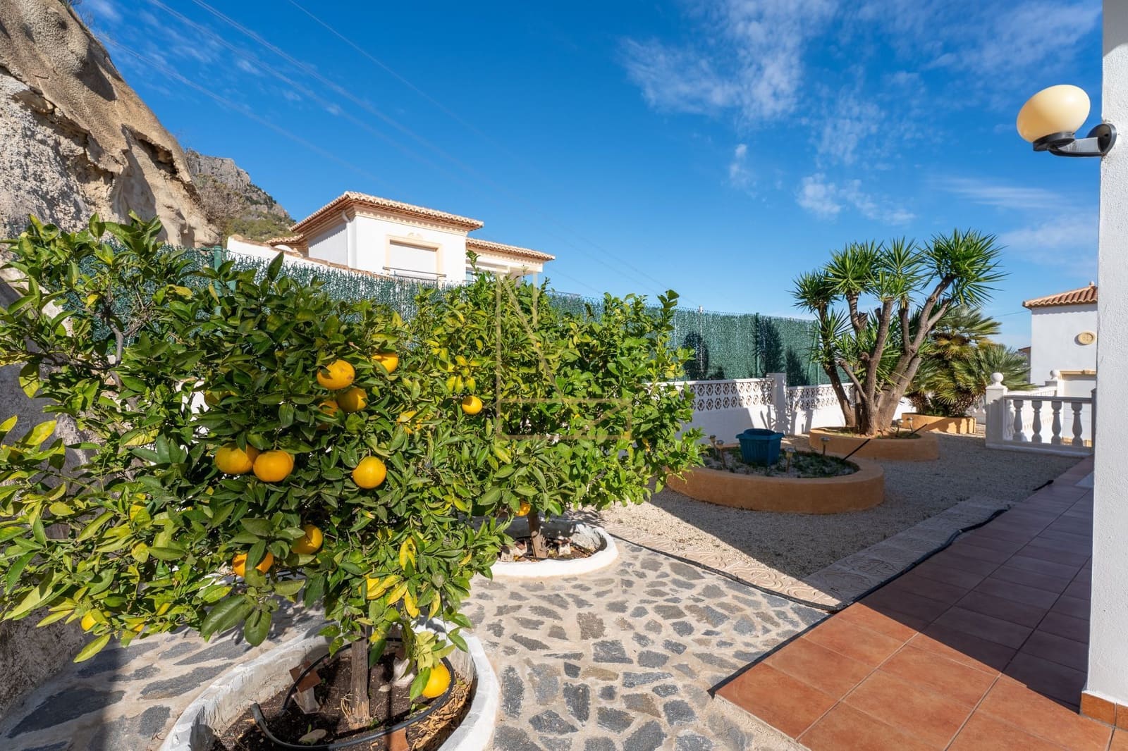 5 makuuhuone Huvila myytävänä paikassa Calpe / Calp mukana uima-altaan 
autotalli - 716 000 € (Ref: 9407903)