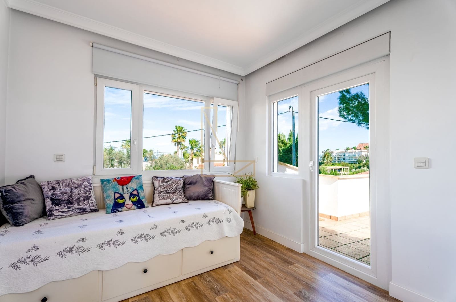 4 bedroom Villa for sale in Denia with pool garage - € 659,000 (Ref: 9581487)