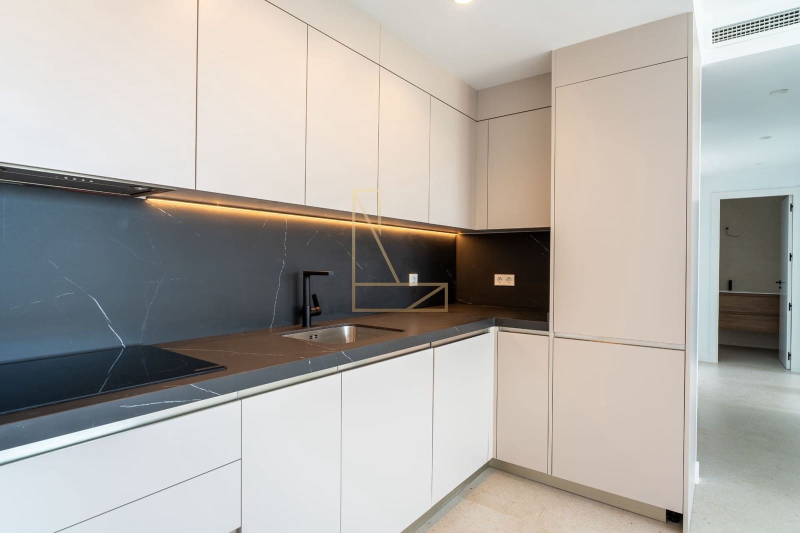 Ático de 3 habitaciones en La Villajoyosa / Vila Joiosa en venta con piscina garaje - 585.000 € (Ref: 9627152)