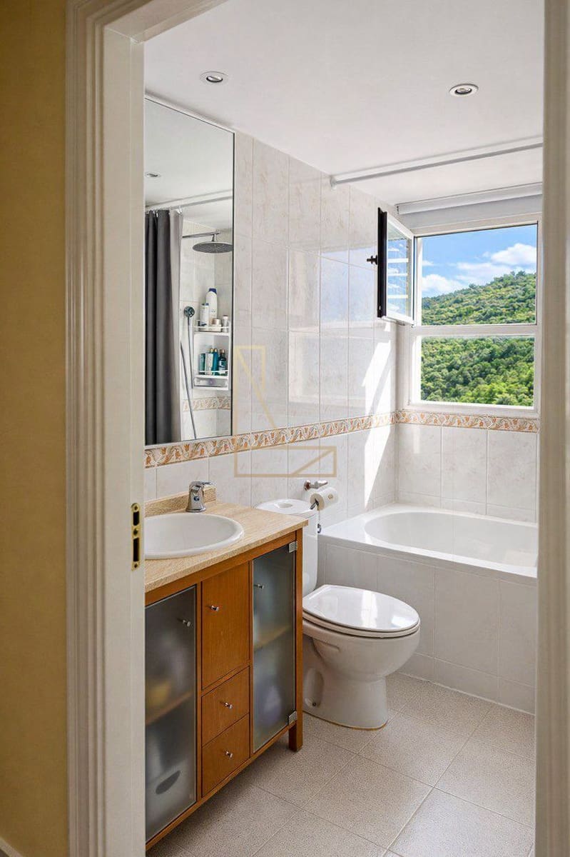 2 quarto Apartamento para venda em Benidorm com piscina garagem - 290 000 € (Ref: 9647652)