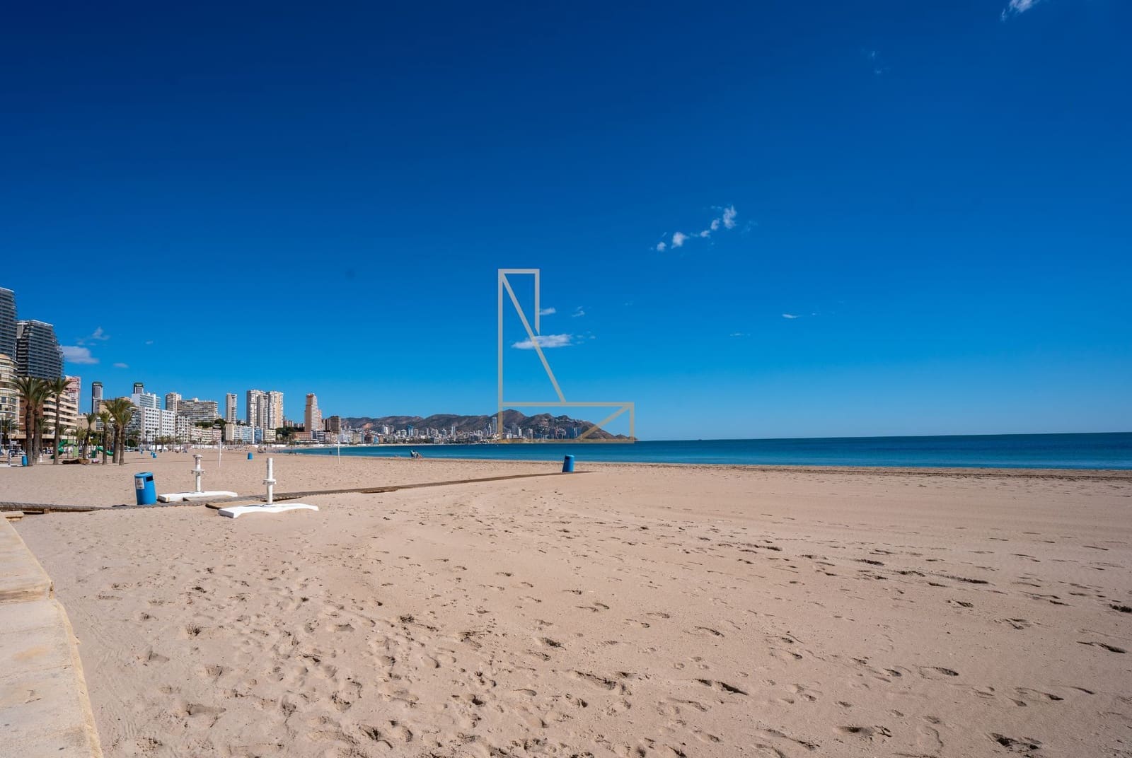 2 quarto Apartamento para venda em Benidorm com piscina garagem - 290 000 € (Ref: 9647652)