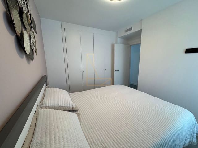 Apartamento de 2 habitaciones en Calpe / Calp en venta con piscina garaje - 410.000 € (Ref: 9651192)