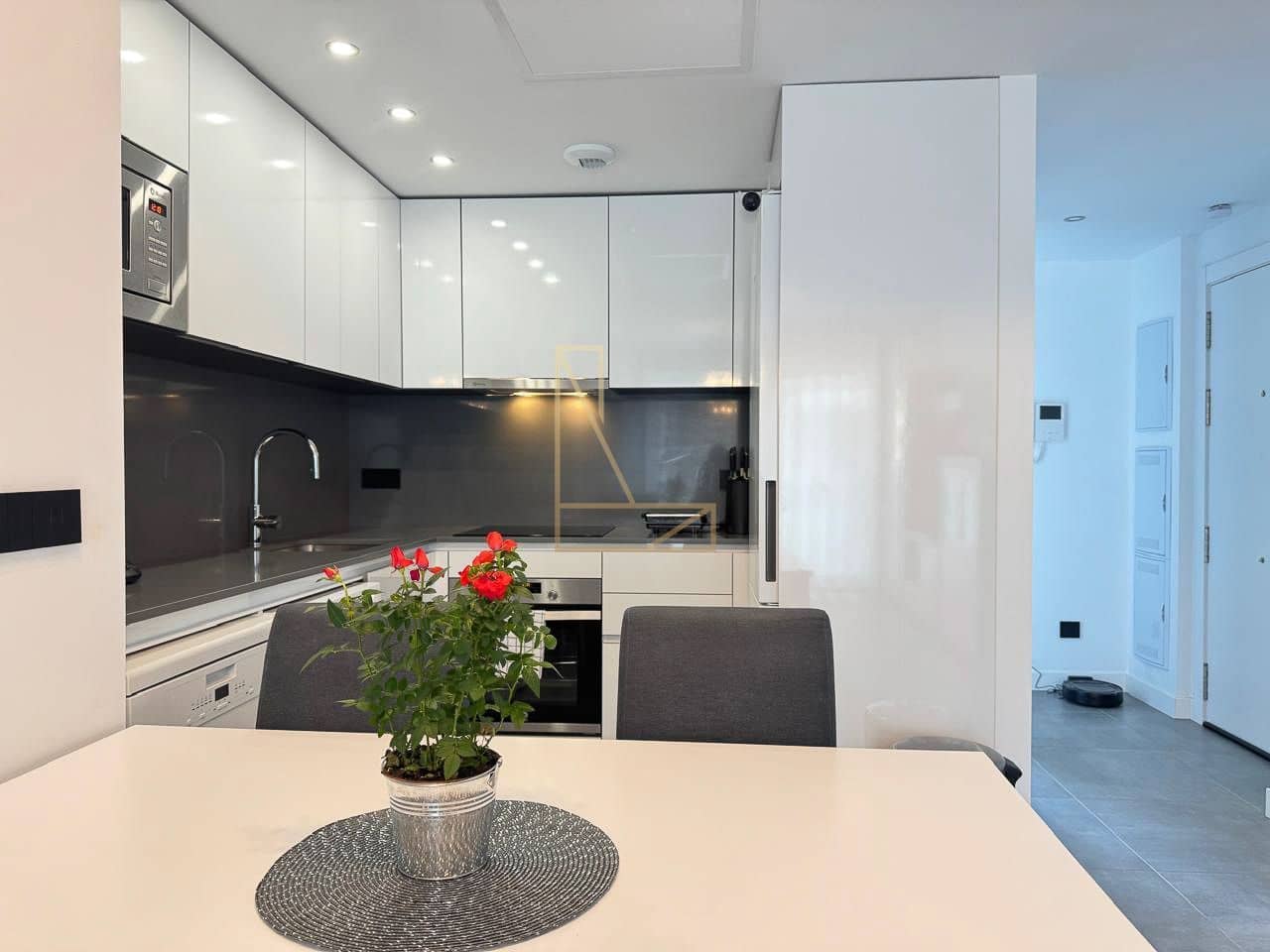 2 bedroom Apartment for sale in Calpe / Calp with pool garage - € 410,000 (Ref: 9651192)