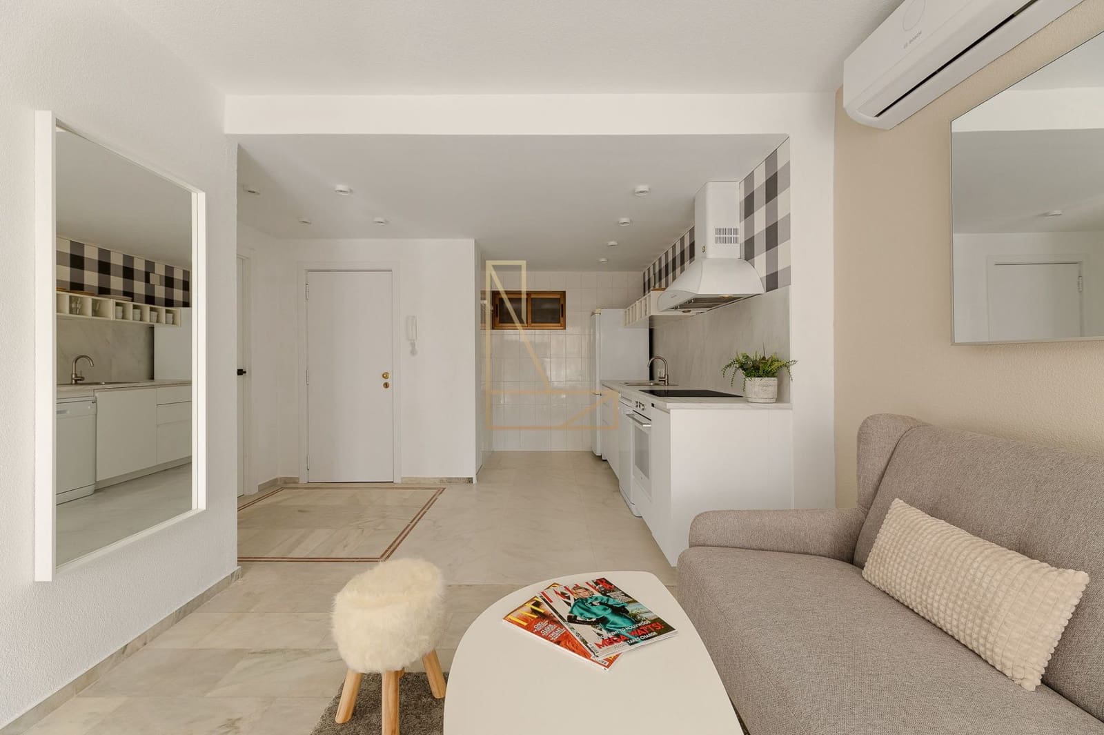 Apartamento de 1 habitación en Benidorm en venta con piscina - 280.000 € (Ref: 9651193)