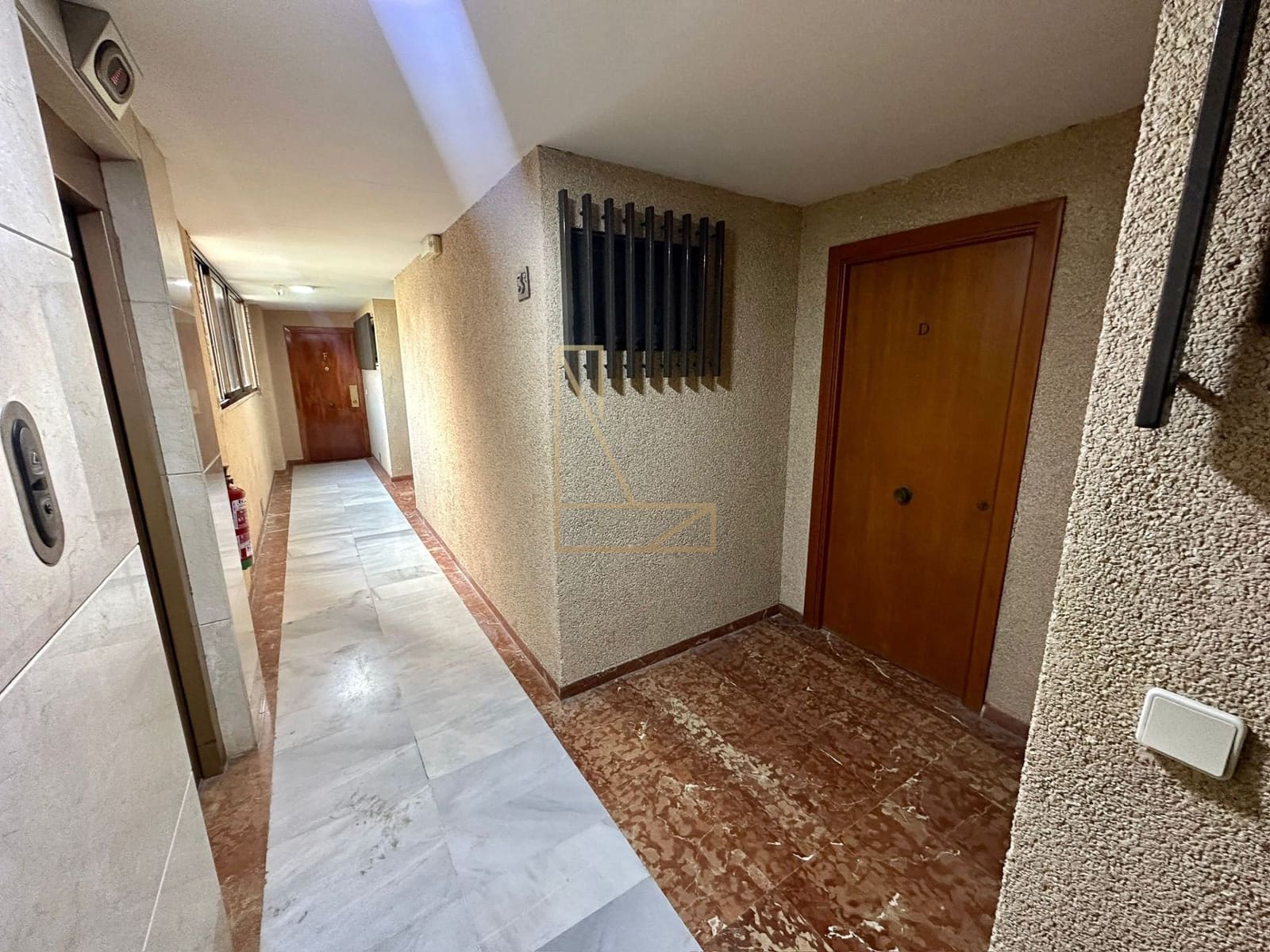 Apartamento de 1 habitación en Benidorm en venta con piscina - 280.000 € (Ref: 9651193)