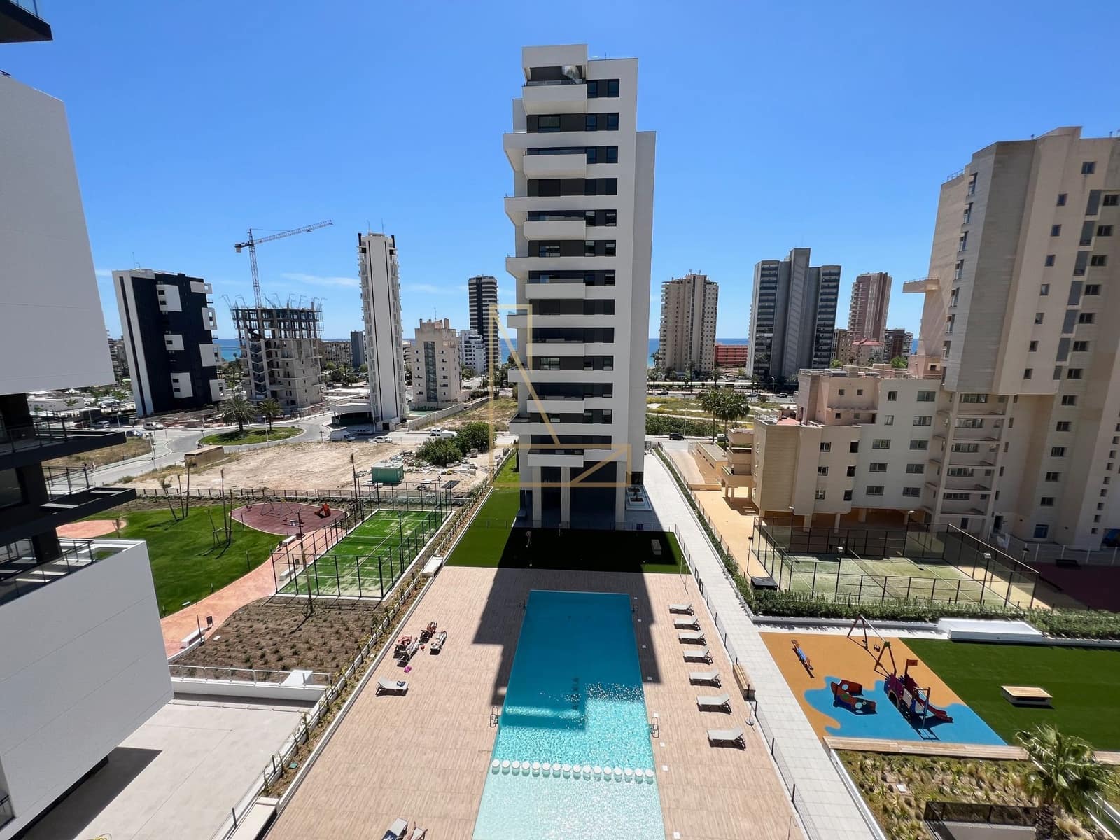 2 sovrum Lägenhet till salu i Calpe / Calp med pool garage - 450 000 € (Ref: 9651195)