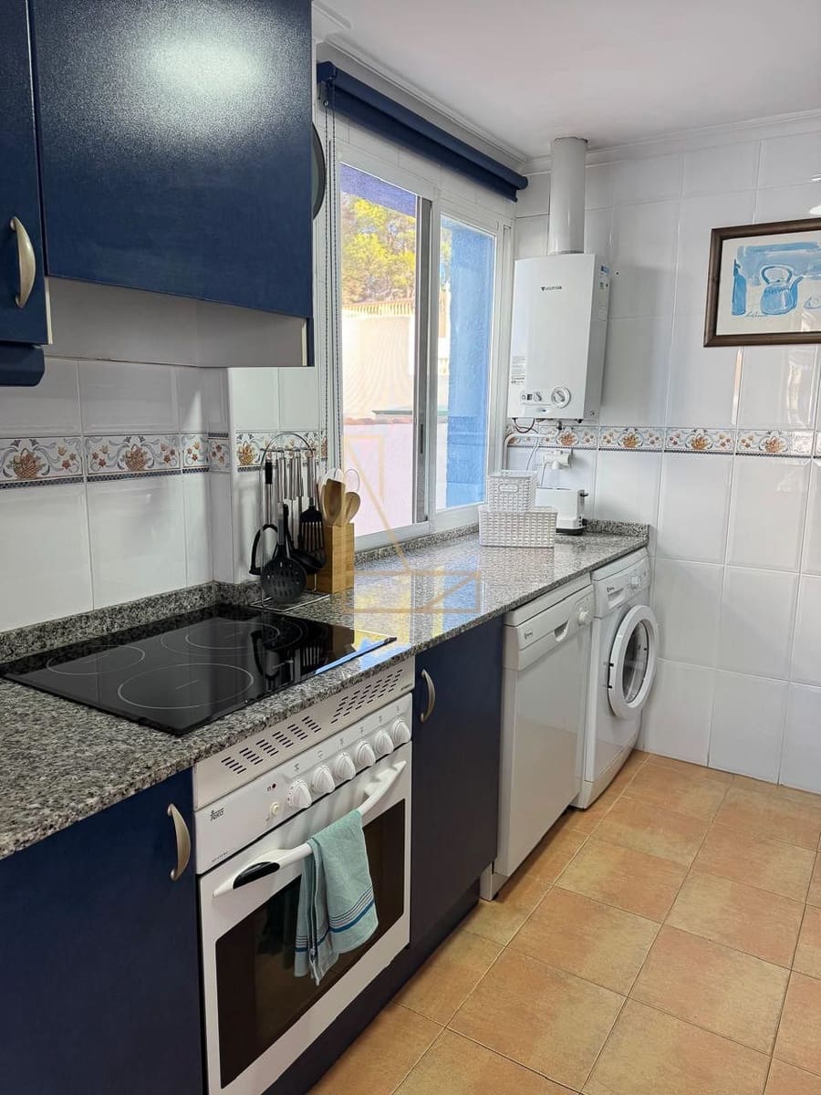 2 quarto Apartamento para venda em Calpe / Calp com piscina garagem - 310 000 € (Ref: 9651197)