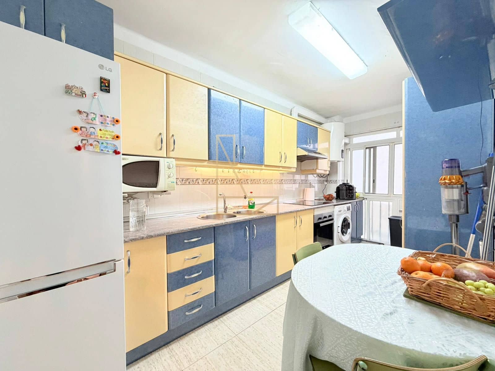 Apartamento de 2 habitaciones en Calpe / Calp en venta - 230.000 € (Ref: 9651198)