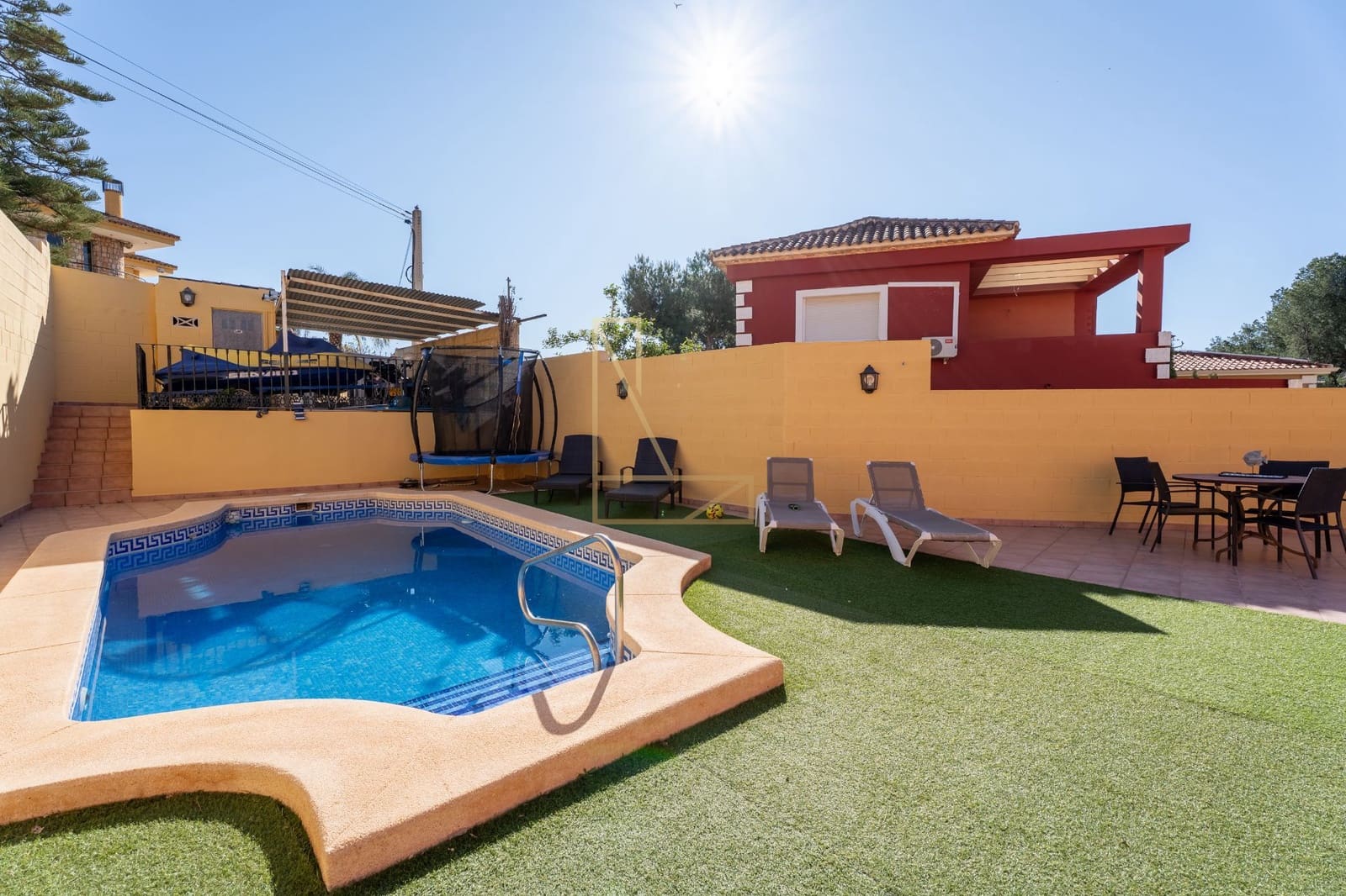 6 sypialnia Dom blizniak na sprzedaż w La Nucia z basenem garażem - 465 000 € (Ref: 9777620)