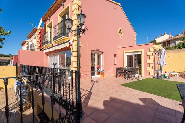 6 sypialnia Dom blizniak na sprzedaż w La Nucia z basenem garażem - 465 000 € (Ref: 9777620)