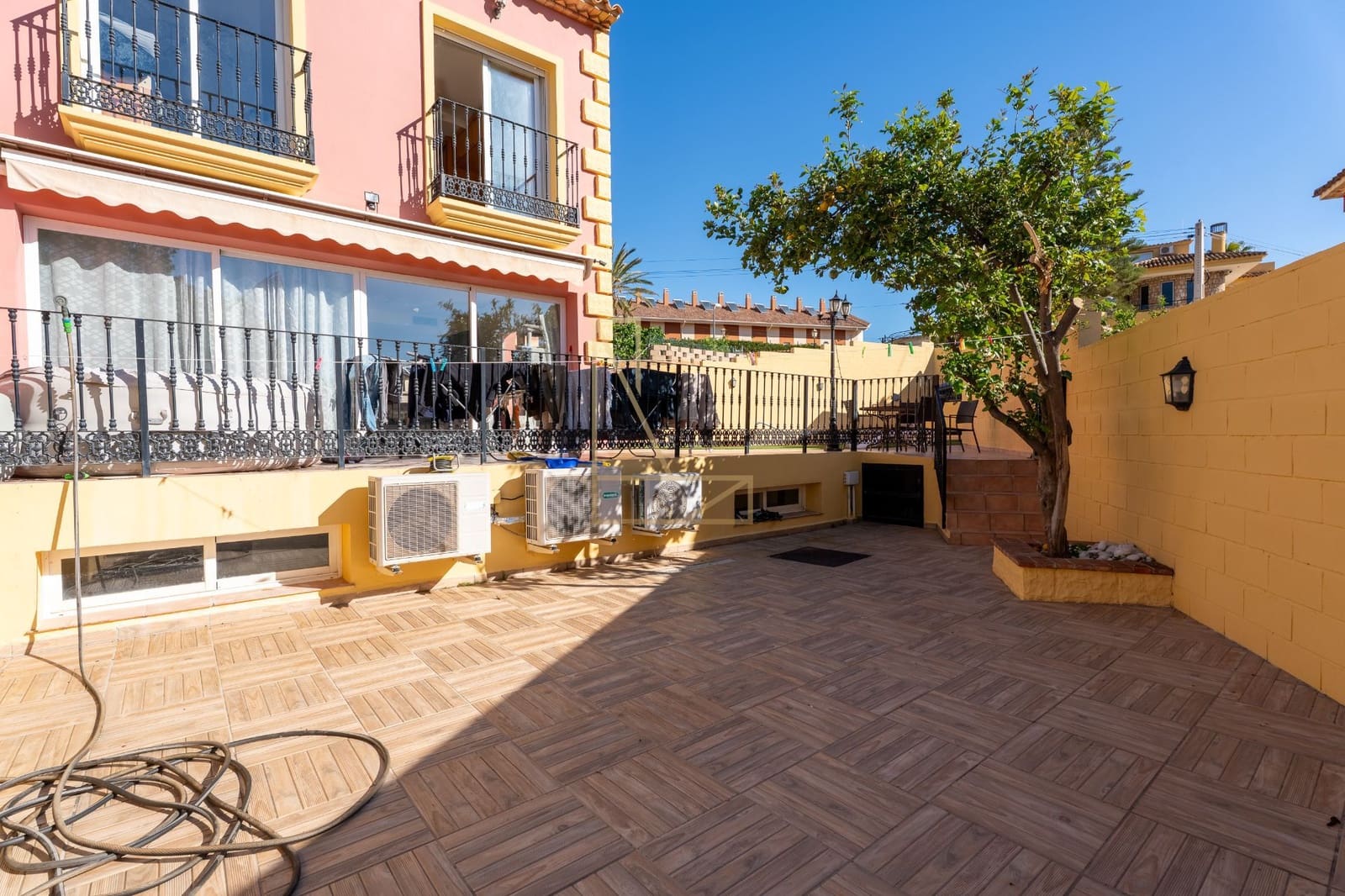 6 sypialnia Dom blizniak na sprzedaż w La Nucia z basenem garażem - 465 000 € (Ref: 9777620)