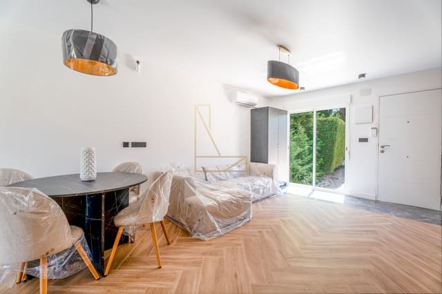 4 bedroom Semi-detached Villa for sale in La Nucia with garage - € 395,000 (Ref: 9806037)