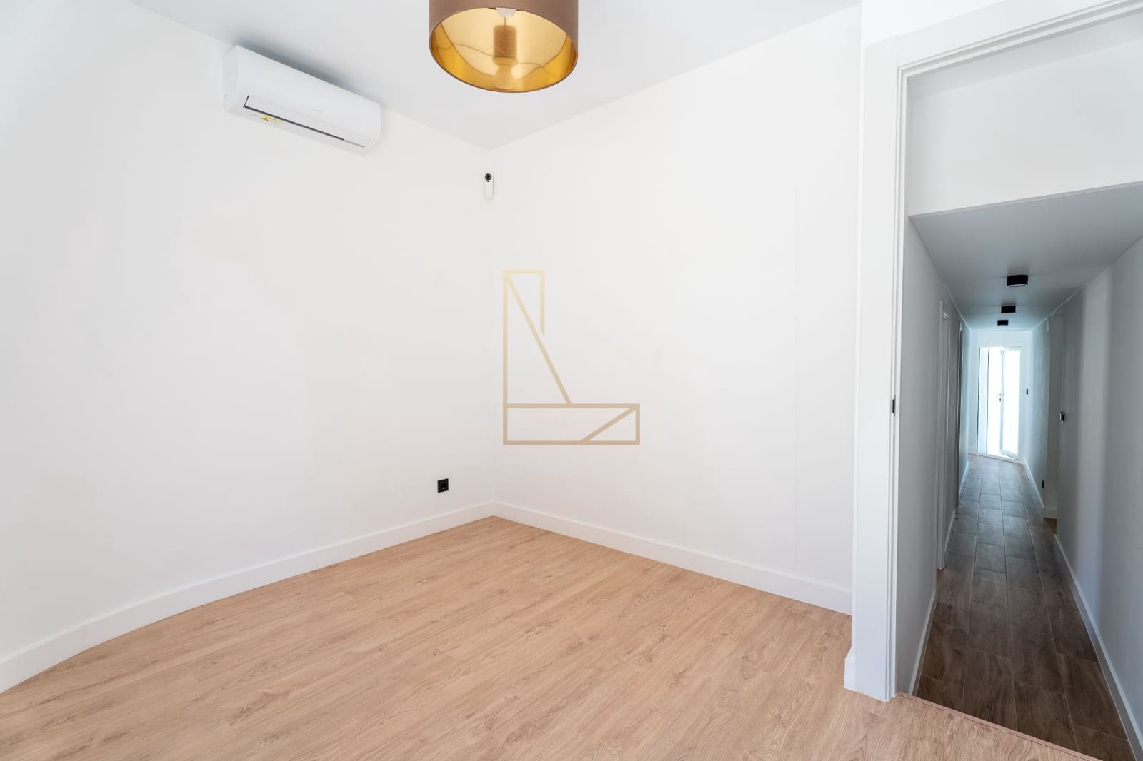 4 bedroom Semi-detached Villa for sale in La Nucia with garage - € 395,000 (Ref: 9806037)