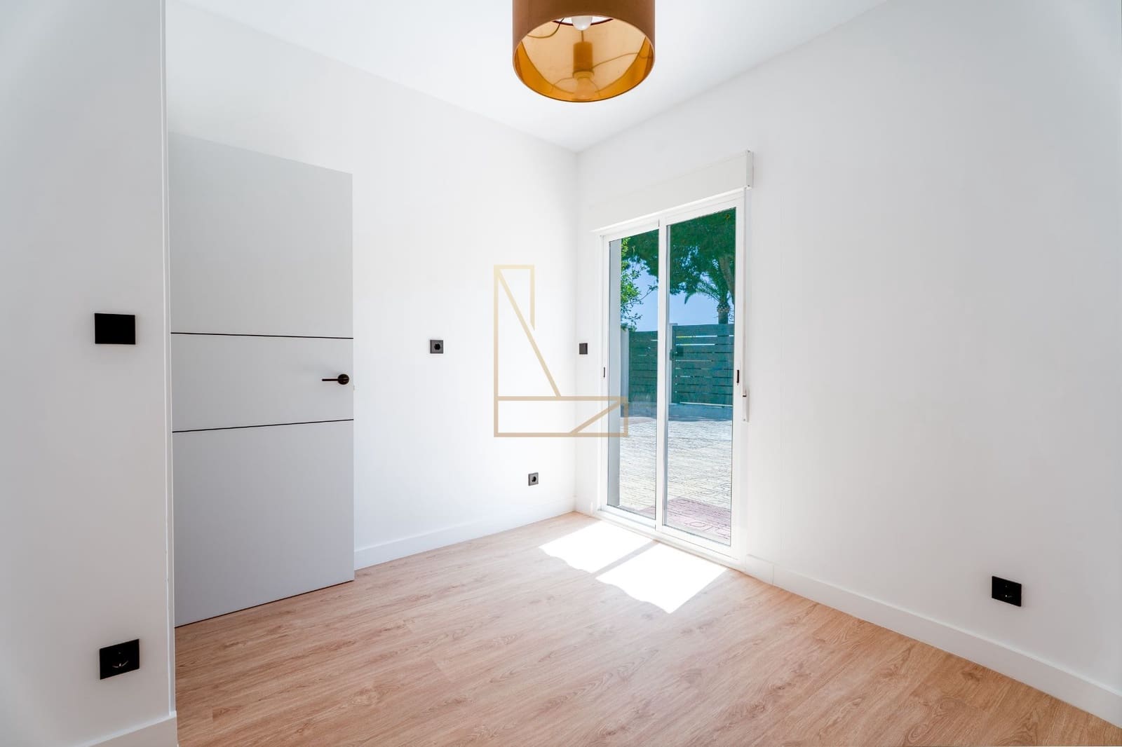 4 bedroom Semi-detached Villa for sale in La Nucia with garage - € 395,000 (Ref: 9806037)