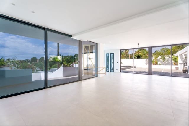 5 sypialnia Willa na sprzedaż w Moraira, Teulada-Moraira z basenem garażem - 1 849 000 € (Ref: 9835154)