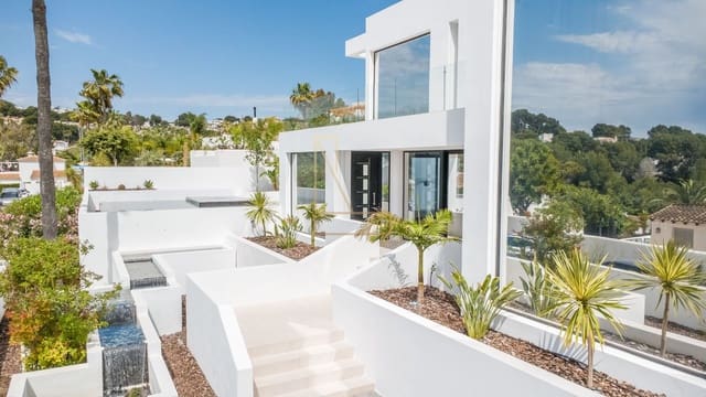 5 sypialnia Willa na sprzedaż w Moraira, Teulada-Moraira z basenem garażem - 1 849 000 € (Ref: 9835154)