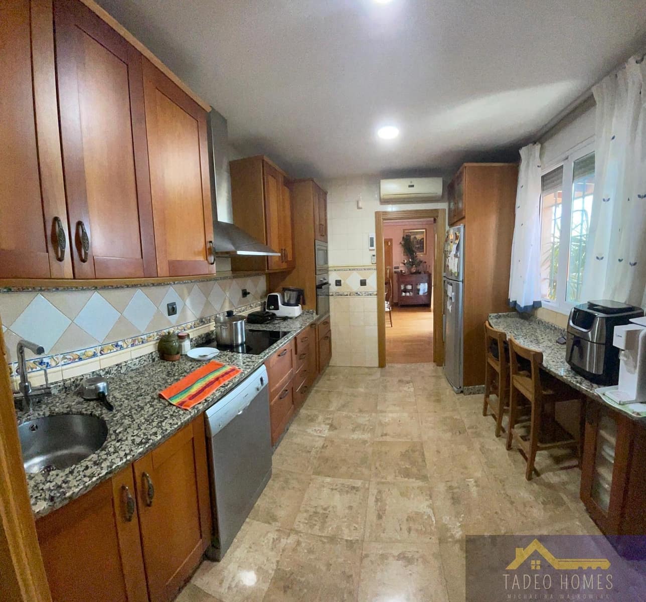 5 bedroom Villa for sale in Fortuna with pool garage - € 299,950 (Ref: 10034645)