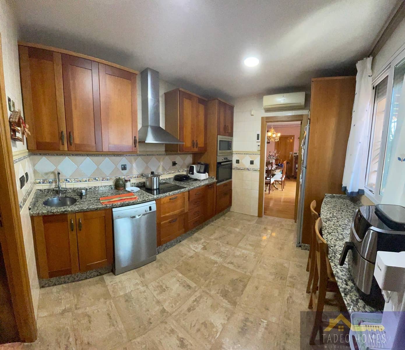 5 bedroom Villa for sale in Fortuna with pool garage - € 299,950 (Ref: 10034645)