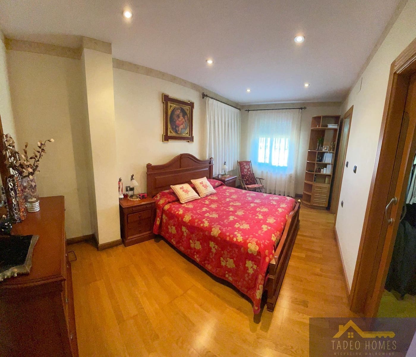 5 bedroom Villa for sale in Fortuna with pool garage - € 299,950 (Ref: 10034645)