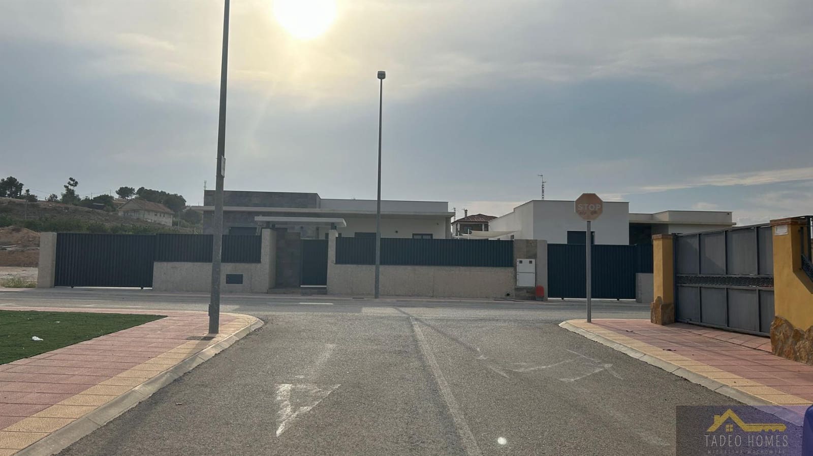 3 bedroom Villa for sale in Fortuna with pool garage - € 295,000 (Ref: 10034648)