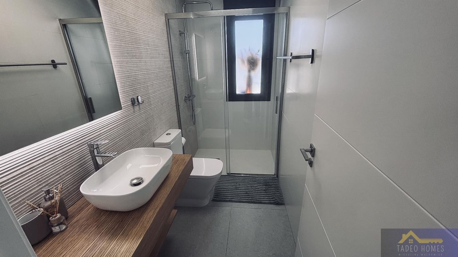 2 chambre Villa/Maison à vendre à Roldan avec piscine garage - 289 900 € (Ref: 10034652)