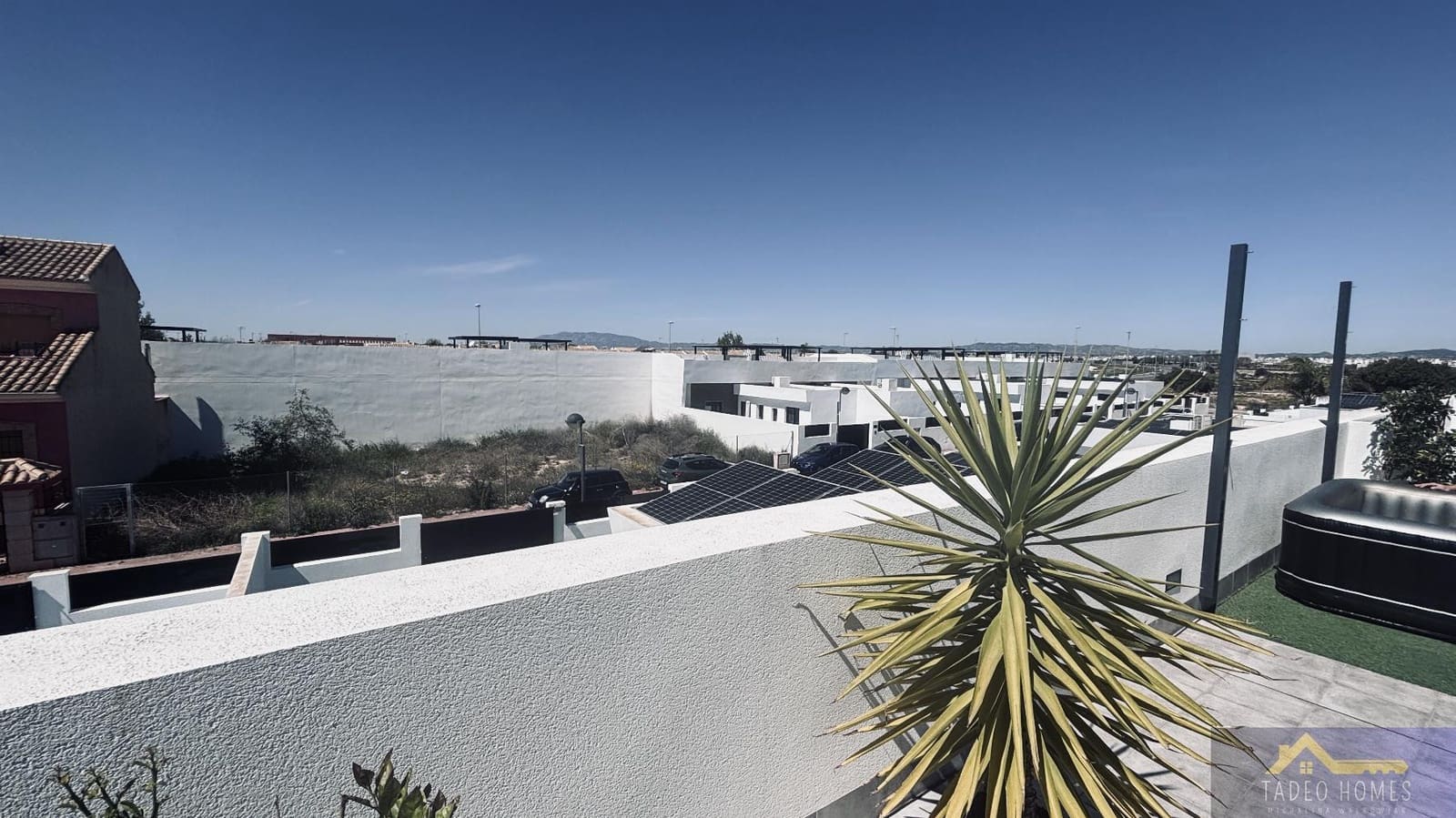 2 chambre Villa/Maison à vendre à Roldan avec piscine garage - 289 900 € (Ref: 10034652)