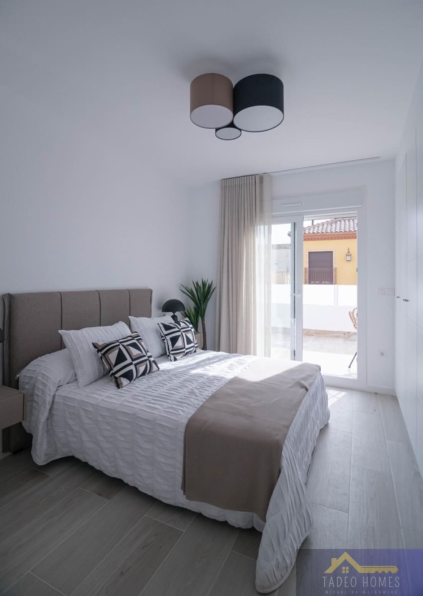 3 sypialnia Dom blizniak na sprzedaż w Avileses z basenem garażem - 289 900 € (Ref: 10151507)
