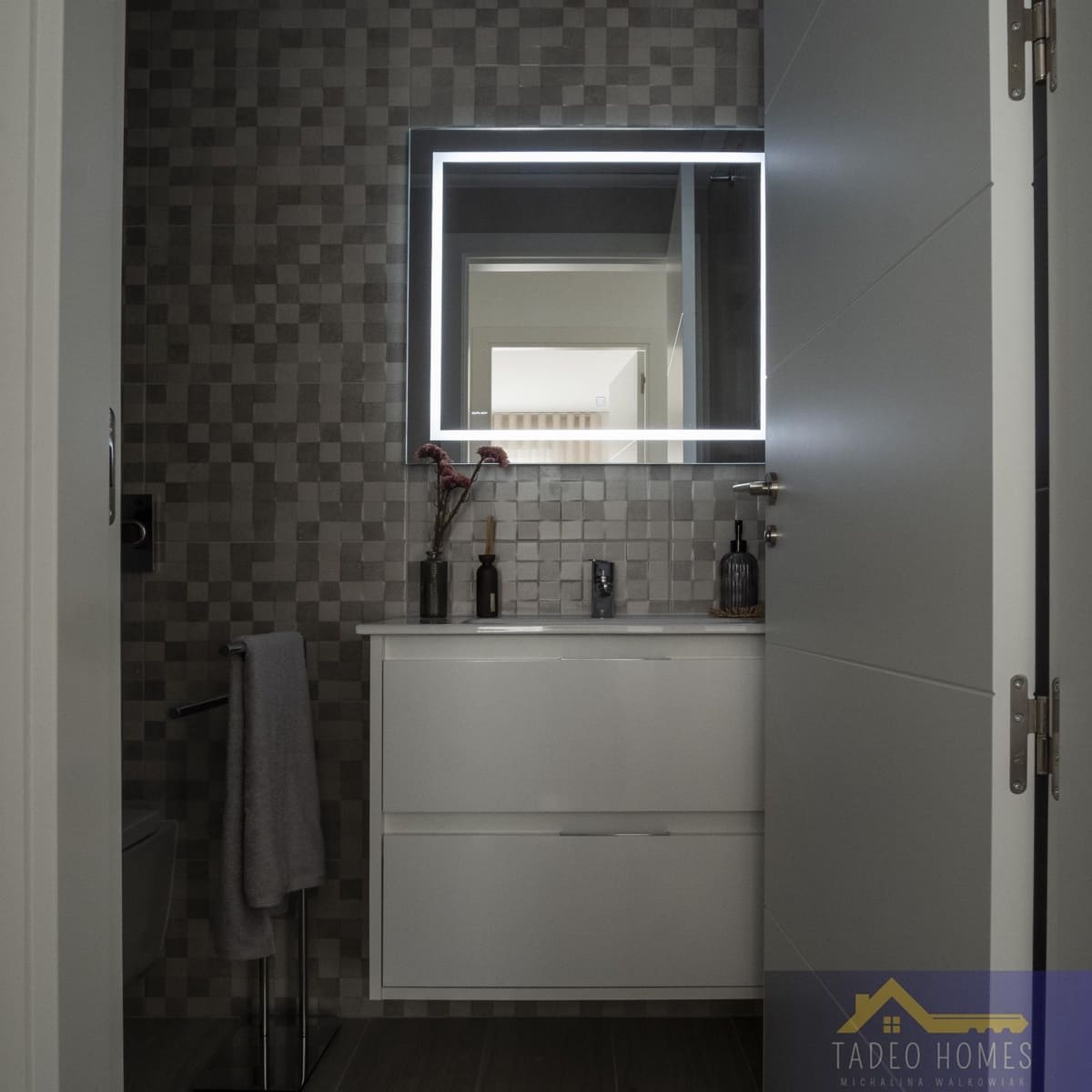 3 sypialnia Dom blizniak na sprzedaż w Avileses z basenem garażem - 289 900 € (Ref: 10151507)