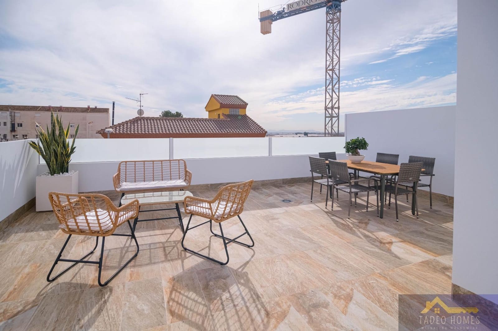 3 sypialnia Dom blizniak na sprzedaż w Avileses z basenem garażem - 289 900 € (Ref: 10151507)
