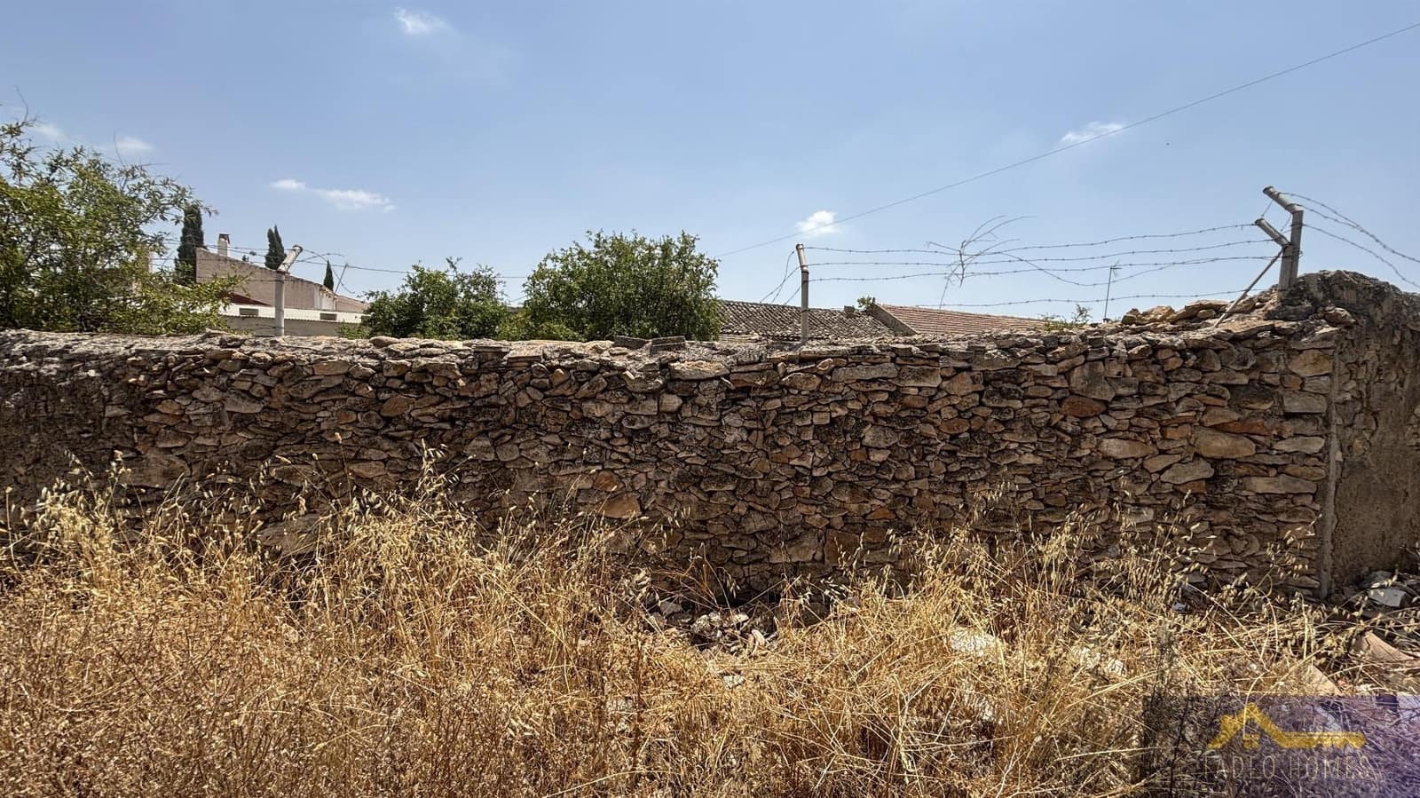 6 bedroom Finca/Country House for sale in Los Martinez del Puerto - € 219,500 (Ref: 9422217)