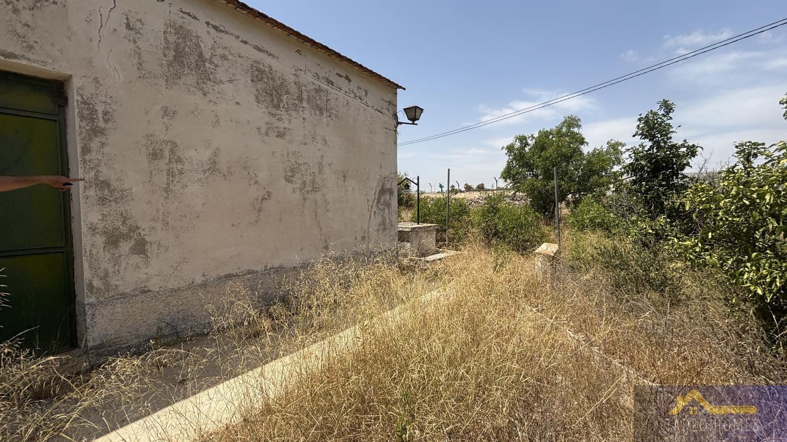 6 bedroom Finca/Country House for sale in Los Martinez del Puerto - € 219,500 (Ref: 9422217)