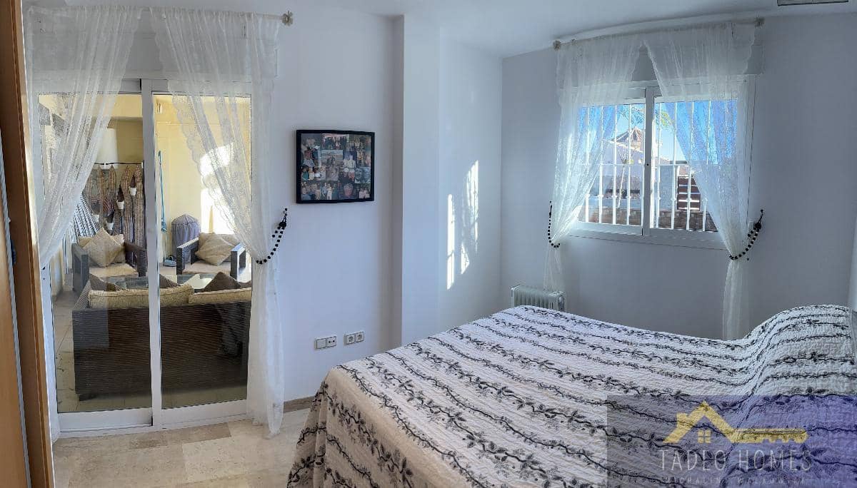   2 soveværelse   ferieLejlighed i Gea y Truyols   med   swimmingpool  garage  - € 700 (Ref: 9422228)