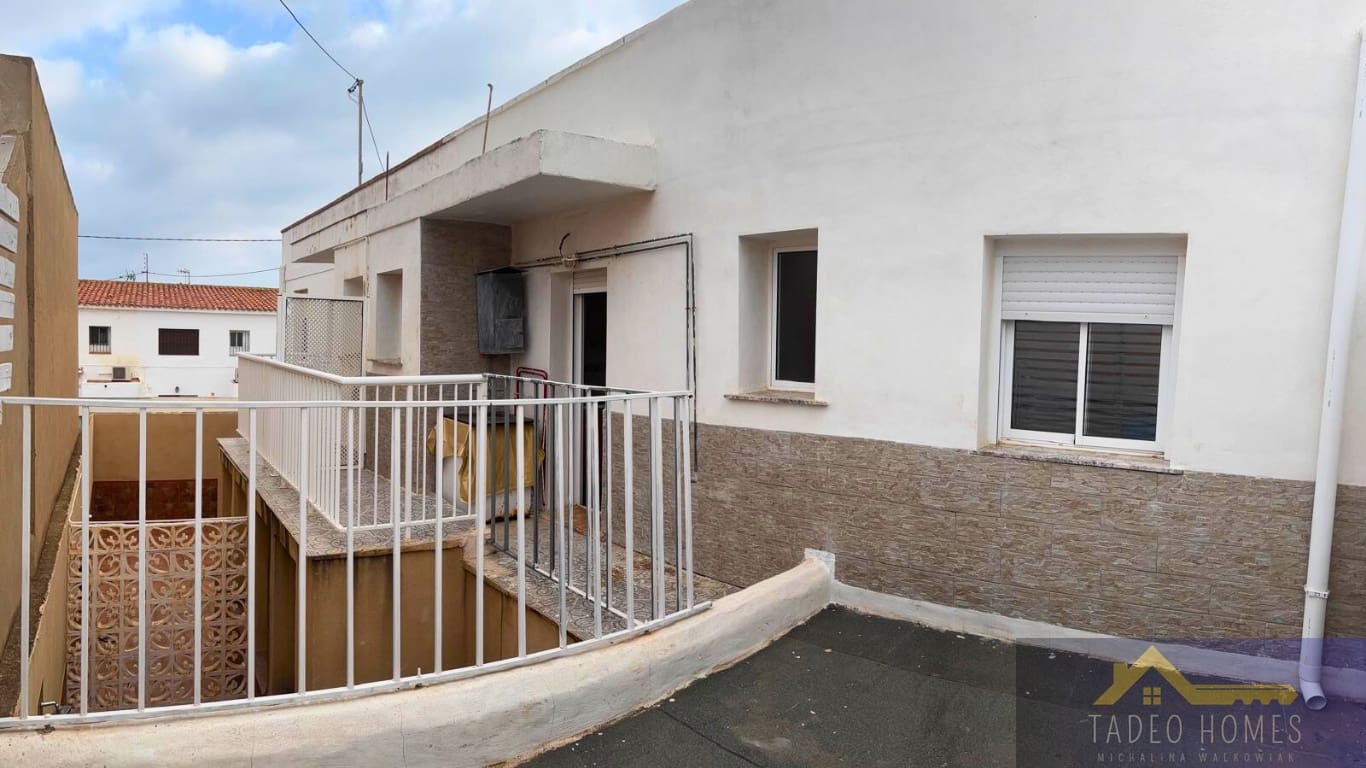 Comercial para venda em Islas Menores com garagem - 249 950 € (Ref: 9527953)