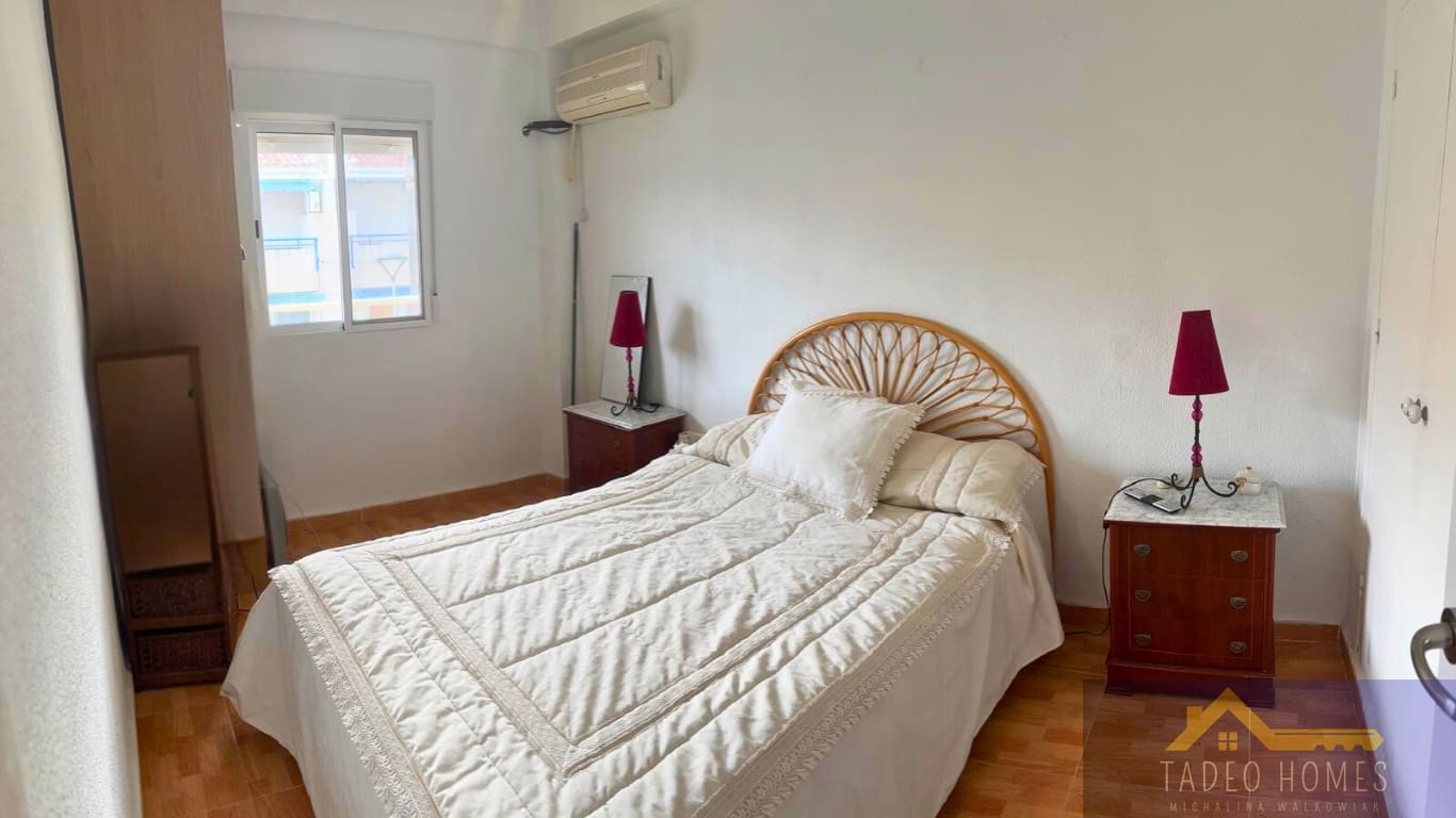 Comercial para venda em Islas Menores com garagem - 249 950 € (Ref: 9527953)