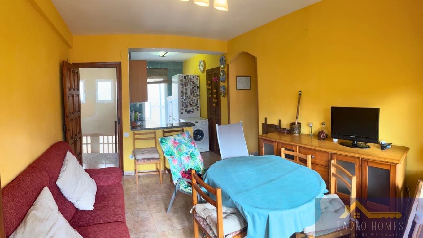 Comercial para venda em Islas Menores com garagem - 249 950 € (Ref: 9527953)