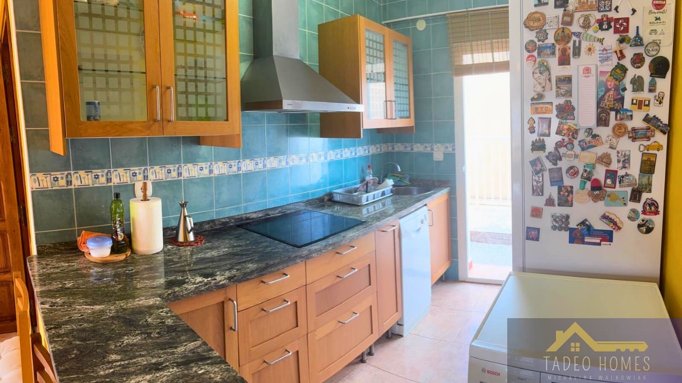 Comercial para venda em Islas Menores com garagem - 249 950 € (Ref: 9527953)