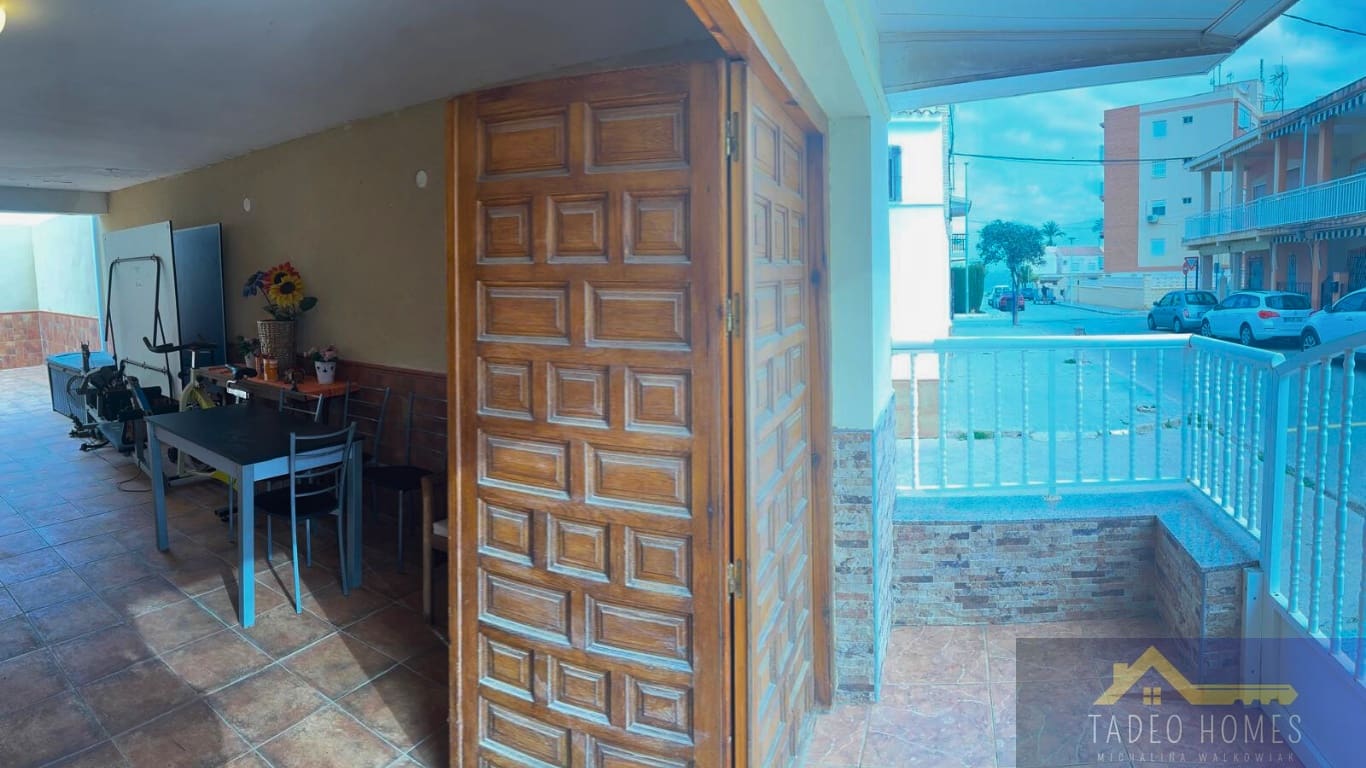 Comercial para venda em Islas Menores com garagem - 249 950 € (Ref: 9527953)