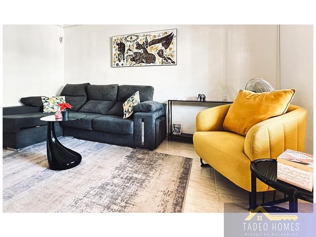 2 soverom Hus til salgs i Centro, Los Alcázares med svømmebasseng - € 179 950 (Ref: 9527968)