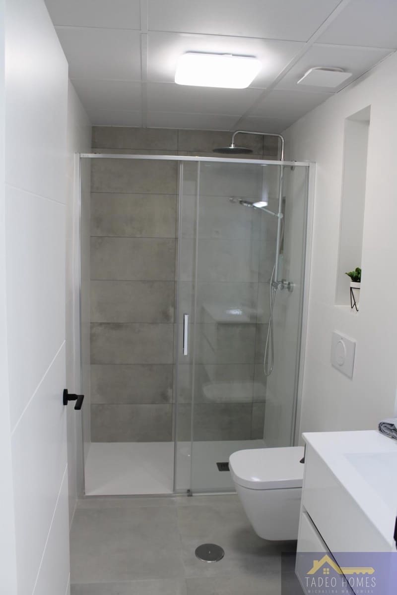 Chalet de 2 habitaciones en Roldan en venta con piscina - 299.900 € (Ref: 9622585)