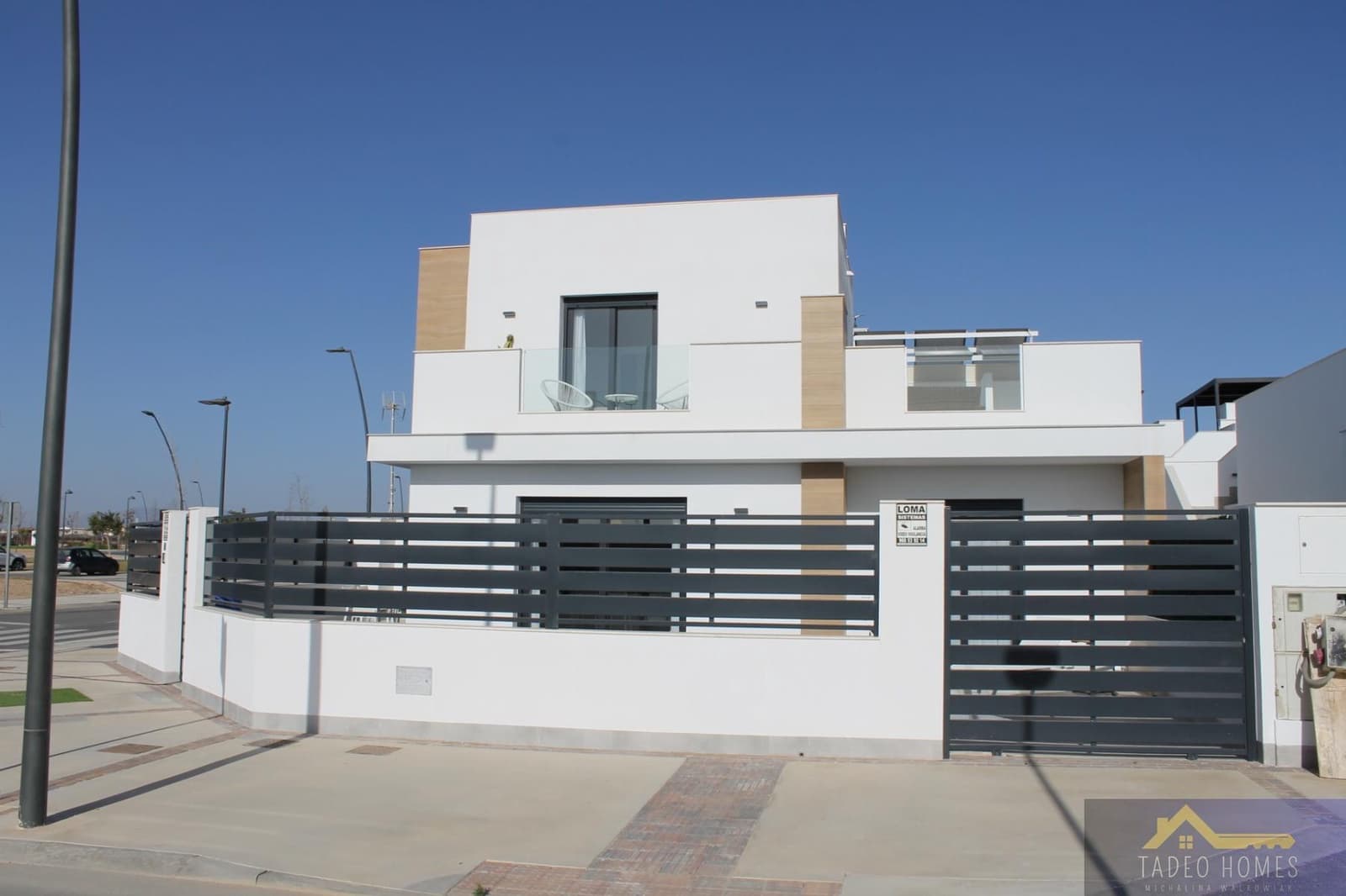 Chalet de 2 habitaciones en Roldan en venta con piscina - 299.900 € (Ref: 9622585)
