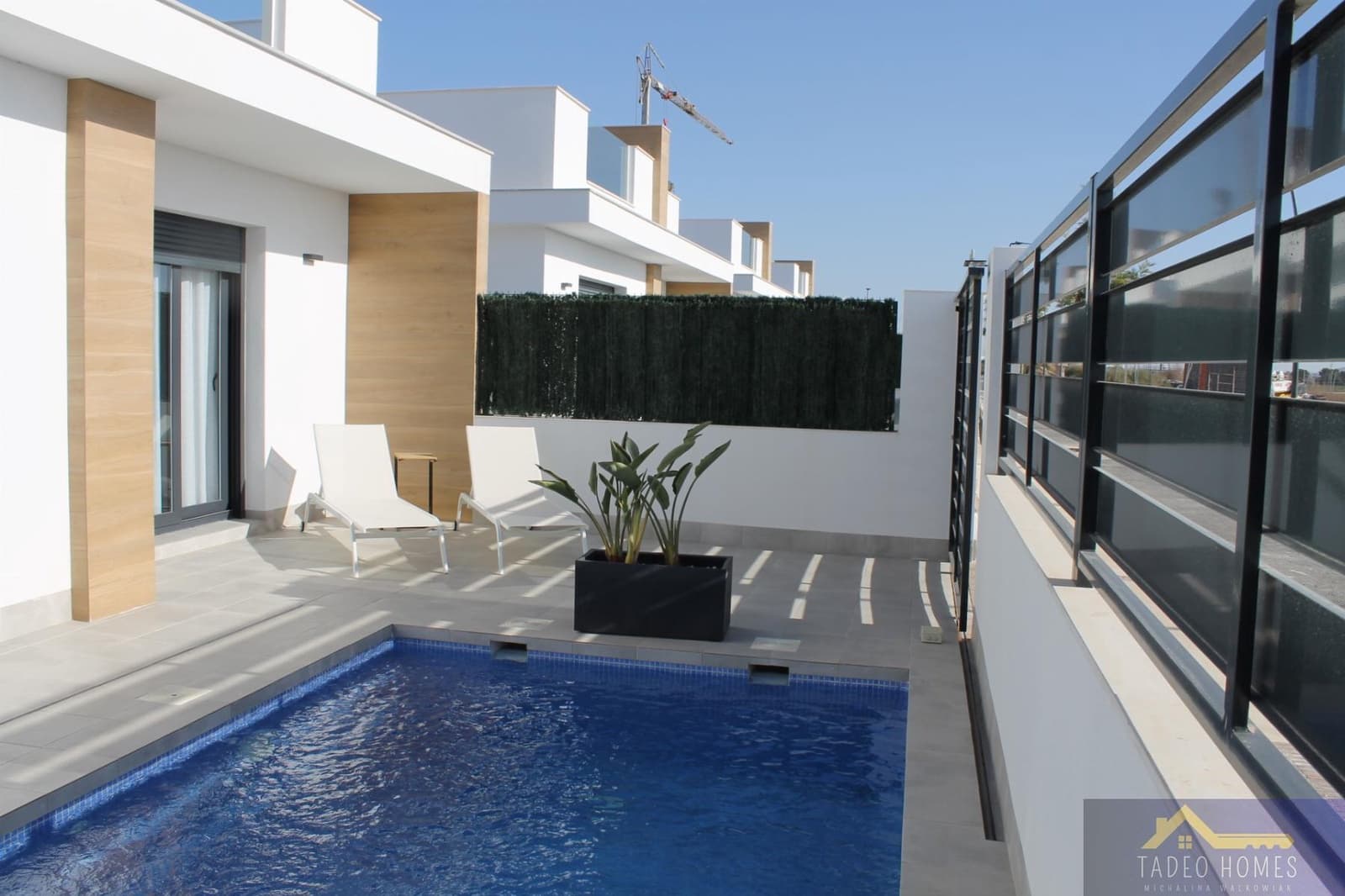 Chalet de 2 habitaciones en Roldan en venta con piscina - 299.900 € (Ref: 9622585)