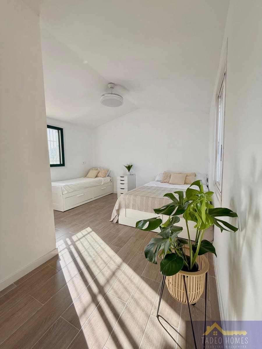 4 soveværelse Finca/Landehus til salg i Valle del Sol med garage - € 450.000 (Ref: 9622595)