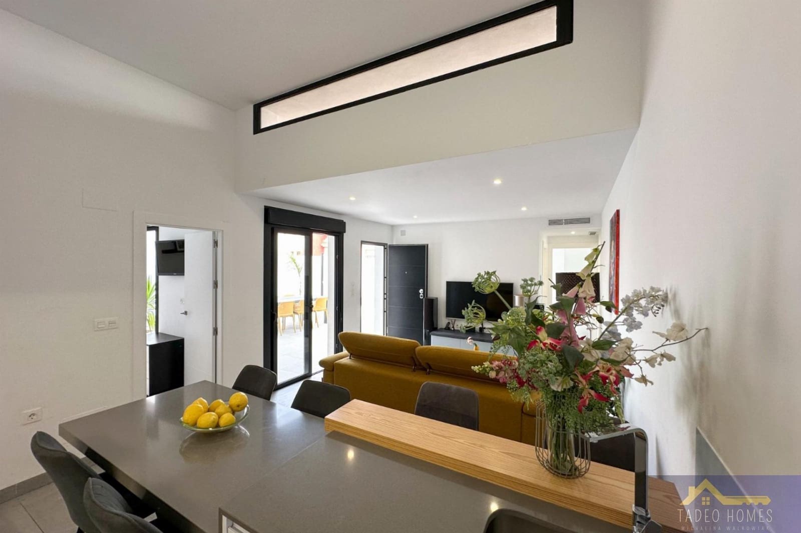 2 slaapkamer Villa te koop in Roldan met zwembad - € 269.500 (Ref: 9683846)